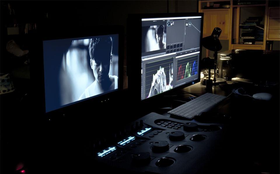 平面廣告設(shè)計培訓(xùn)機構(gòu)怎么選擇？費用多少錢