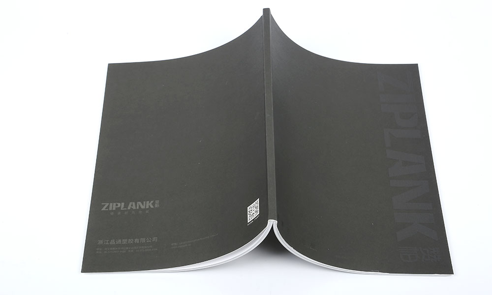 一個(gè)宣傳冊工廠費(fèi)用多少？